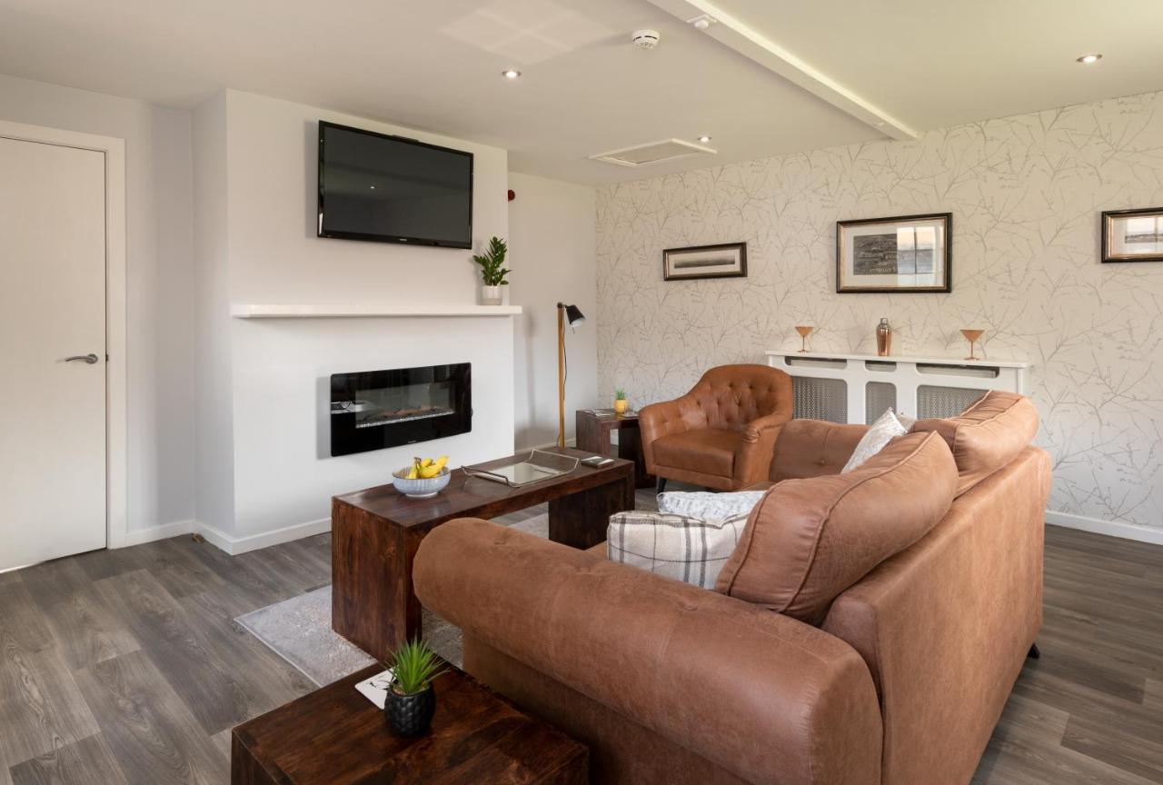 The Stable Suite At York Racecourse 외부 사진